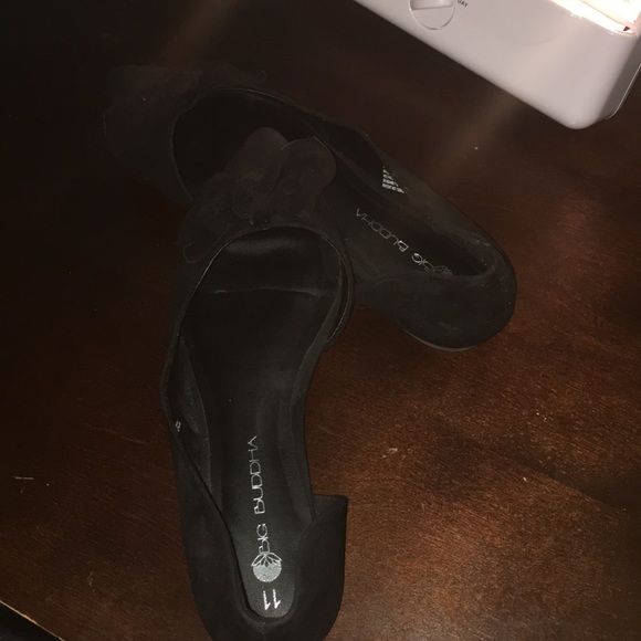 Shoes - Picture 3 of 3